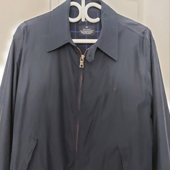 Authentic Nautica Men's Jacket. Size M. Regular fit. Mint condition. Microfiber. - Picture 1 of 6